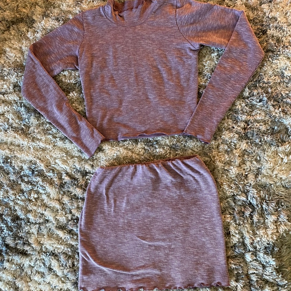 Matching Set - Picture 2 of 3